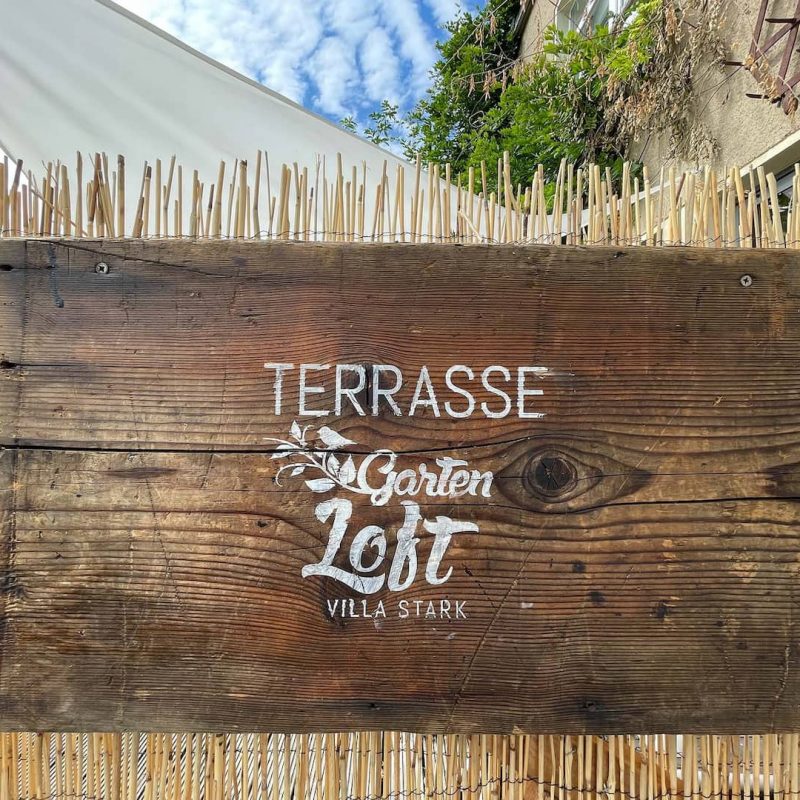 Abgetrennter Terrassenbereich.