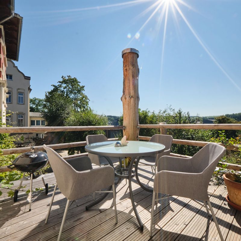 Perfekt um gemütliche Abende zu verbringen oder einfach nur in der Sonne zu genießen.