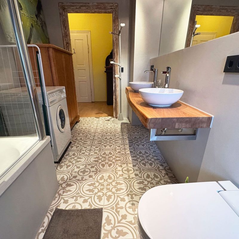 Auch eine eigenen Waschmaschine ist vorhanden