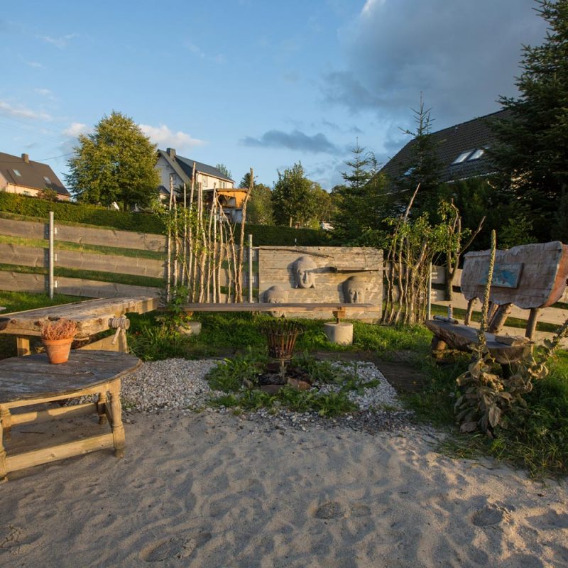 Grill- und Lagerfeuerplatz für gemütliche Abendstunden.