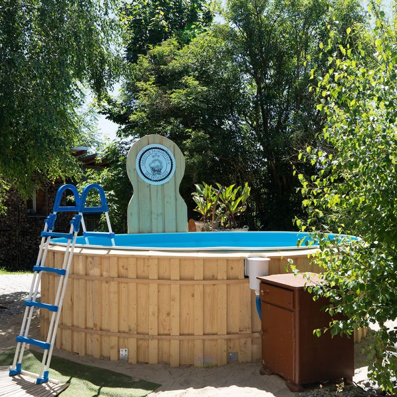 villa-stark-ferien-pool-saunabottich-sommer