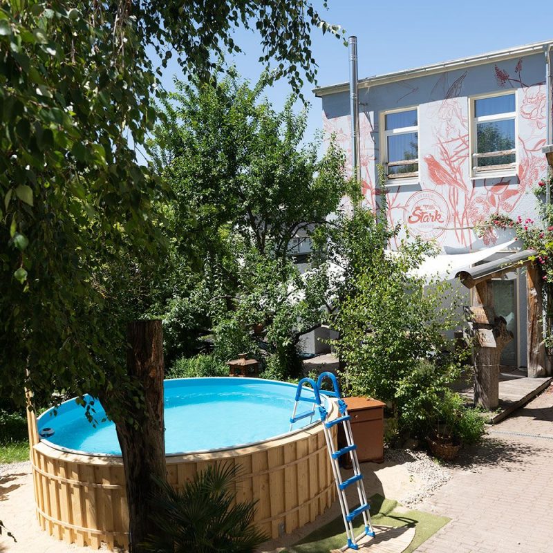 villa-stark-pool-saunabottich-ferien